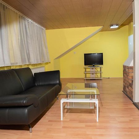 Haus Kim Thinh Apartment Betzdorf ภายนอก รูปภาพ